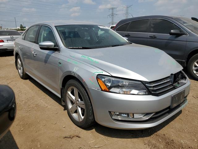 2015 VOLKSWAGEN PASSAT S 1VWAT7A33FC094831