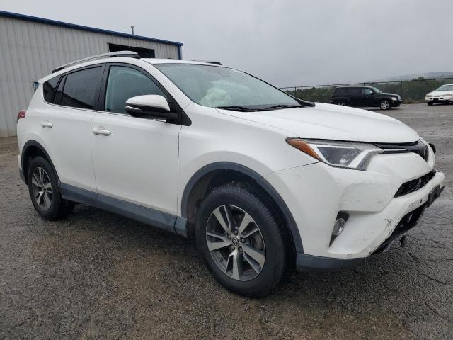 2018 TOYOTA RAV4 ADVEN 2T3RFREVXJW748296