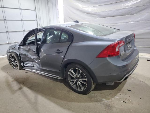 2016 VOLVO S60 CROSS YV4612UM4G2002099