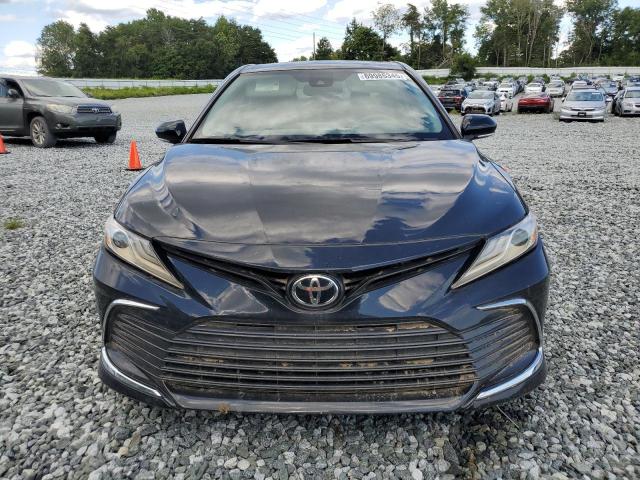 2021 TOYOTA CAMRY XLE 4T1F11AK3MU603452