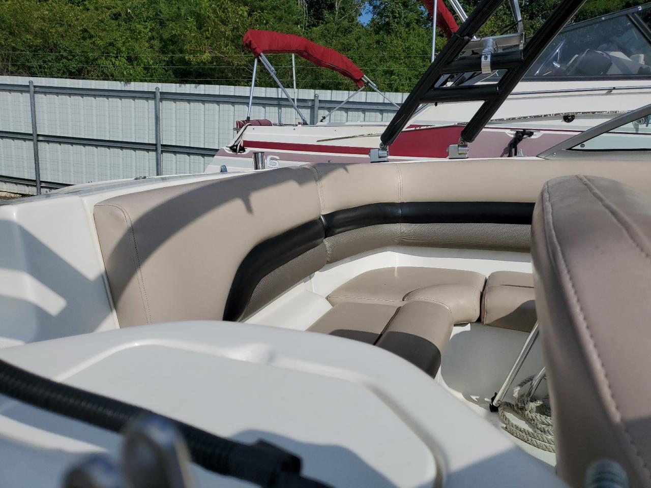 Lot #3301664621 2013 HURRICANE/GODFREY MARINE BOAT