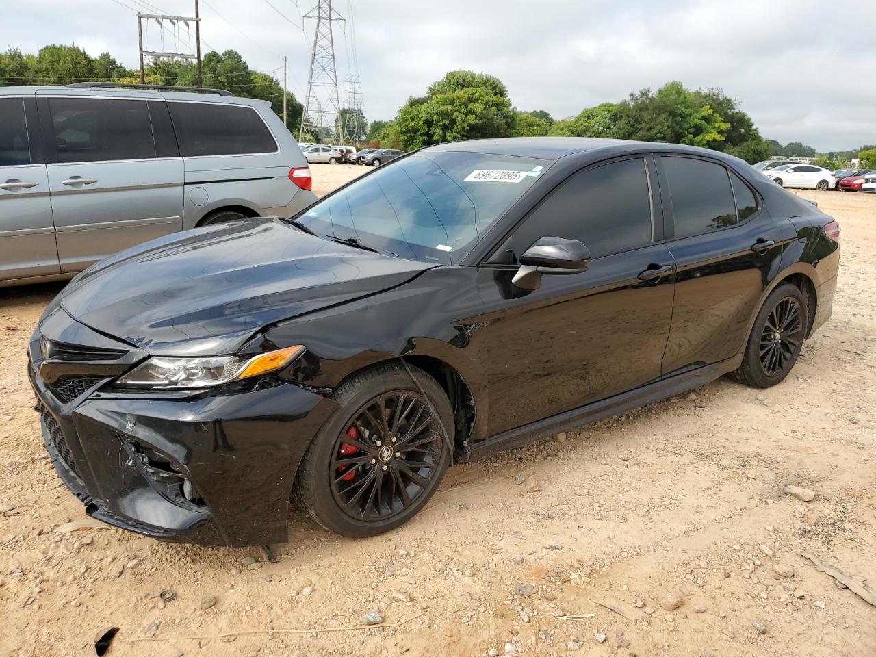 TOYOTA CAMRY SE