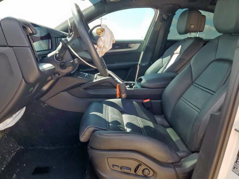 2024 PORSCHE CAYENNE CO WP1BA2AY8RDA49781