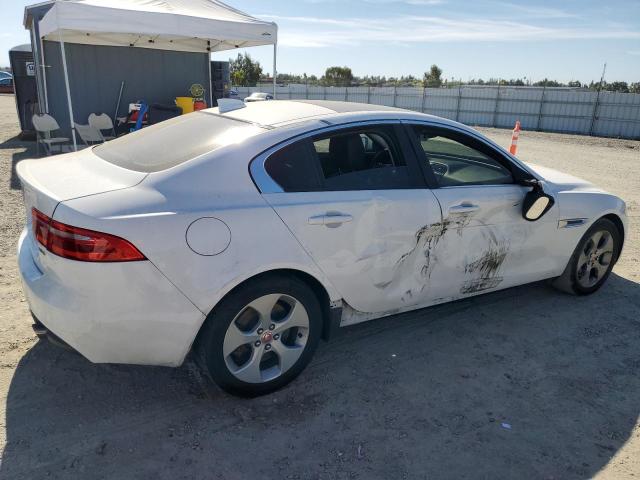 2018 JAGUAR XE SAJAR4FX8JCP33842