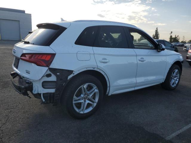 2018 AUDI Q5 PREMIUM WA1ANAFY9J2112045