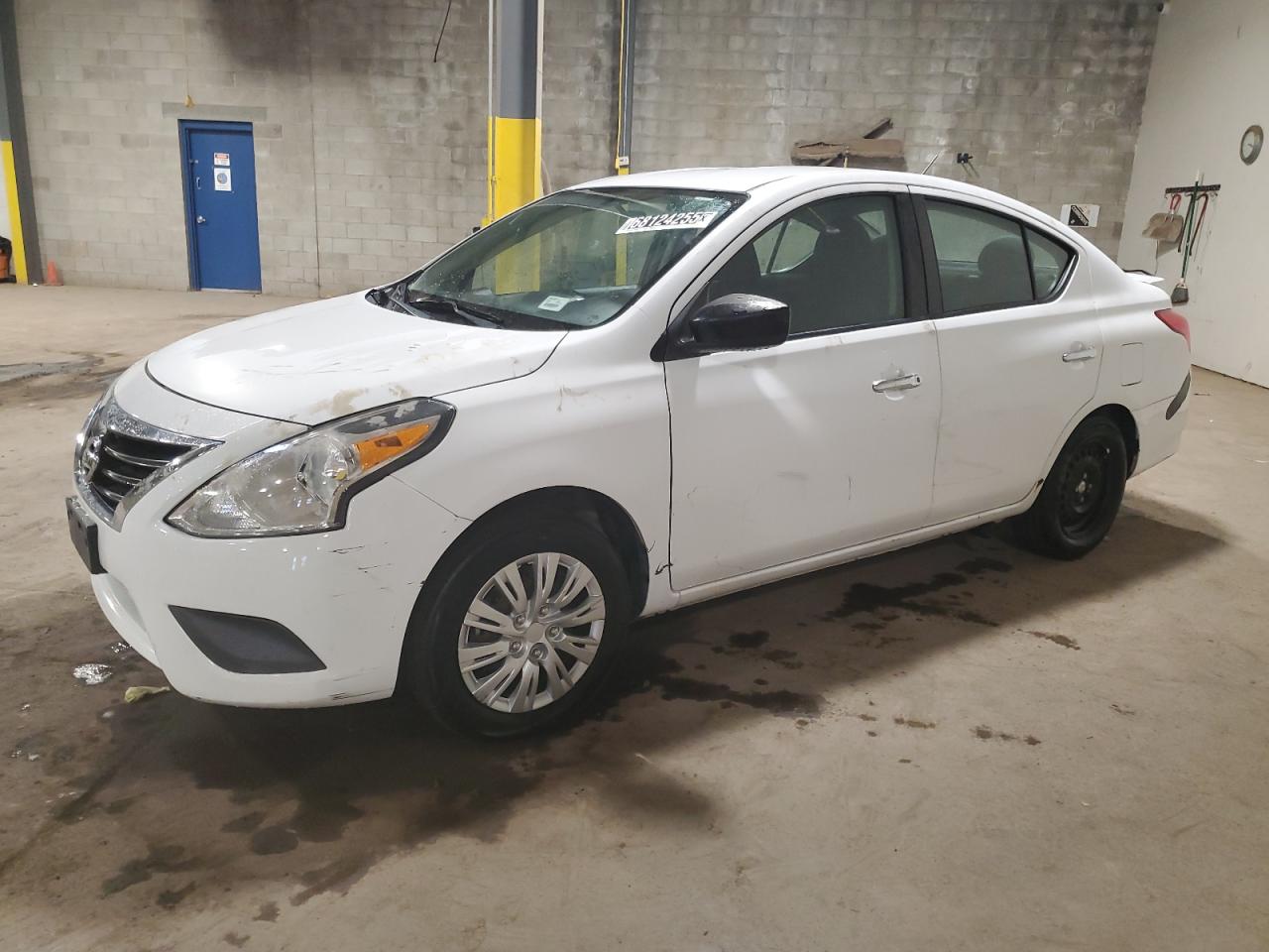 NISSAN VERSA S