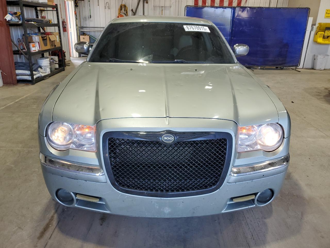 Lot #3211811400 2006 CHRYSLER 300C