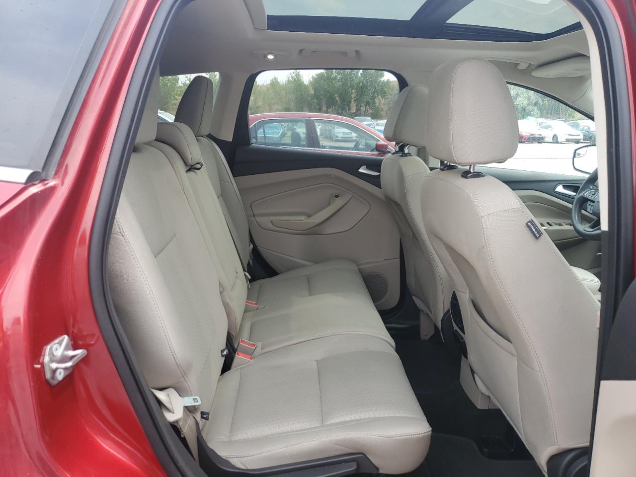 FORD ESCAPE SE