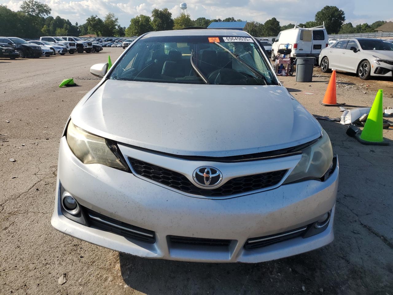TOYOTA CAMRY L