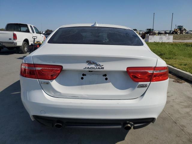 2019 JAGUAR XE SAJAS4FX5KCP52418