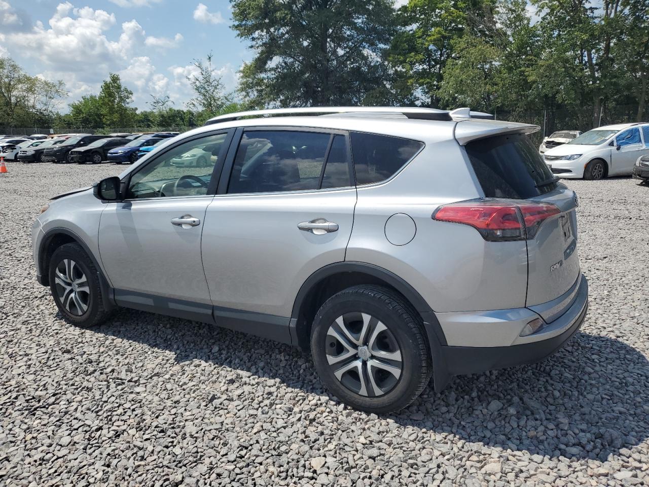 TOYOTA RAV4 LE