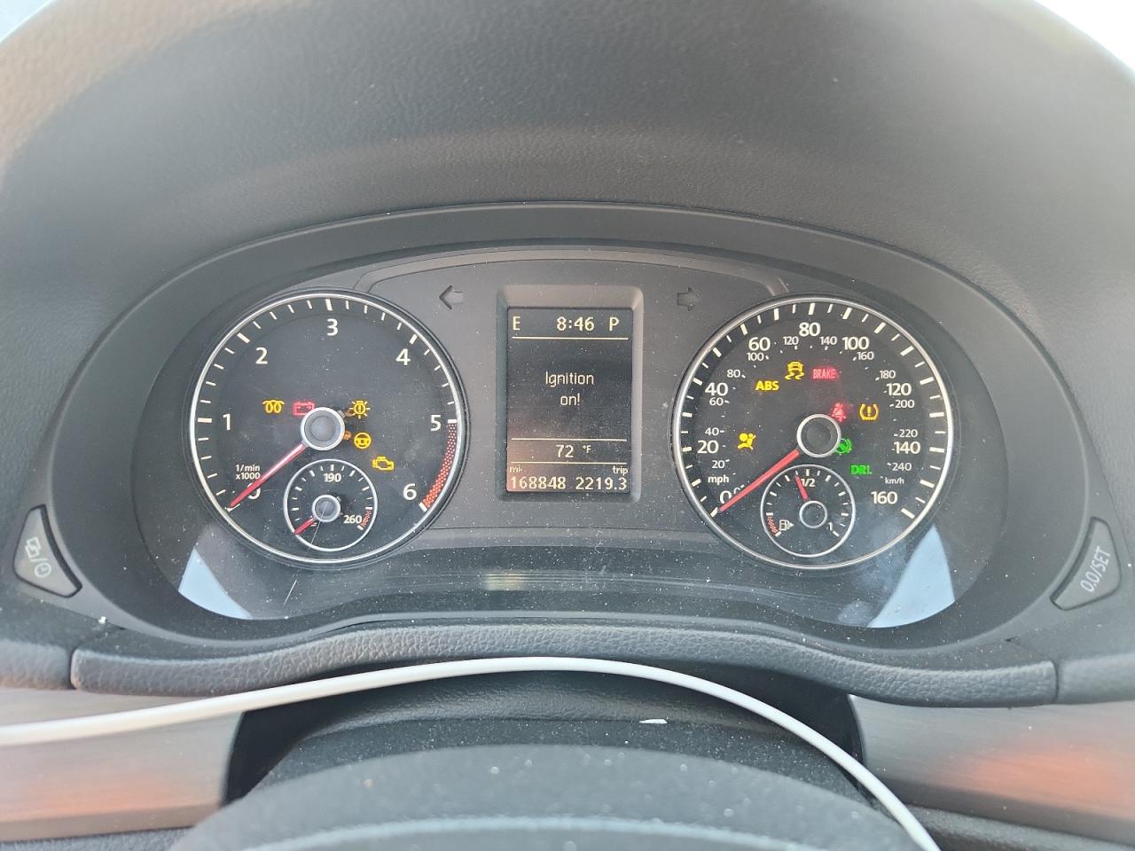 VOLKSWAGEN PASSAT SE