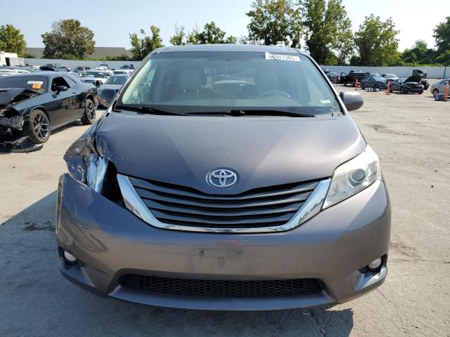 2014 TOYOTA SIENNA XLE - 5TDYK3DC1ES499365