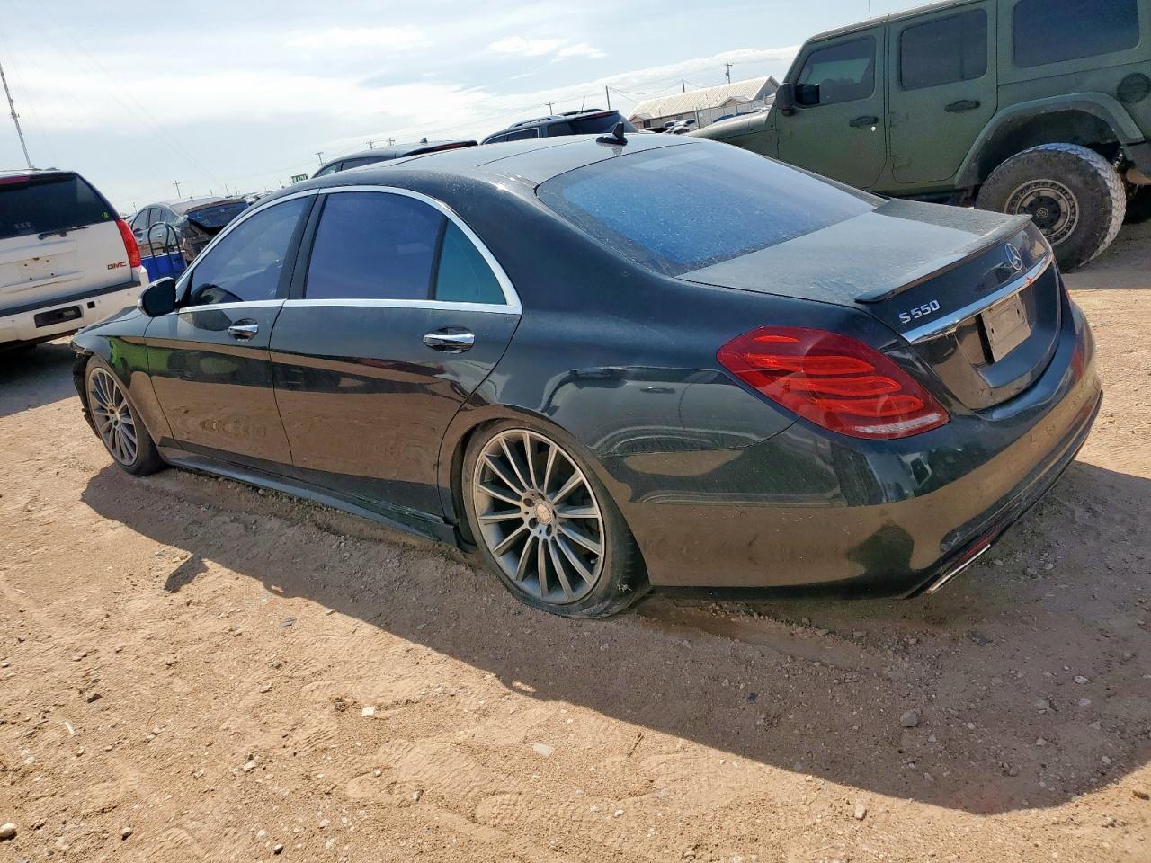 MERCEDES-BENZ S-CLASS 550