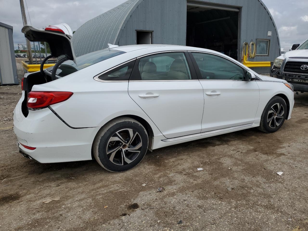 HYUNDAI SONATA SPORT