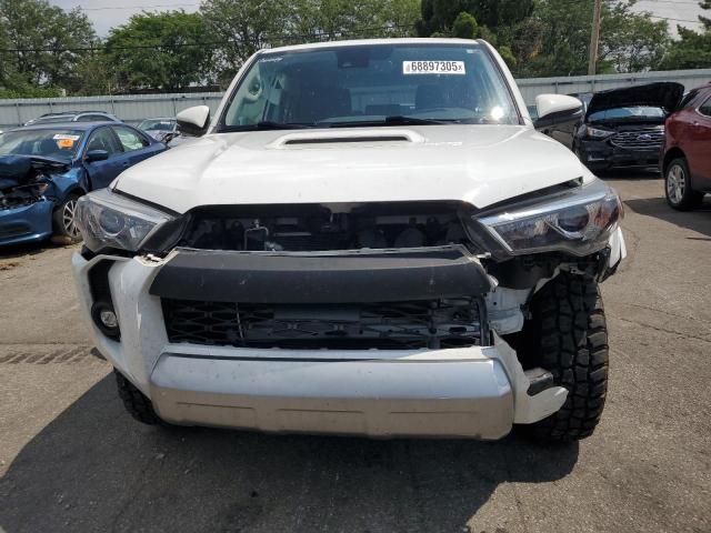 2021 TOYOTA 4RUNNER SR JTERU5JR5M5955726