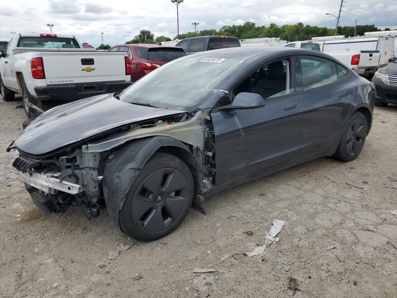 TESLA MODEL 3