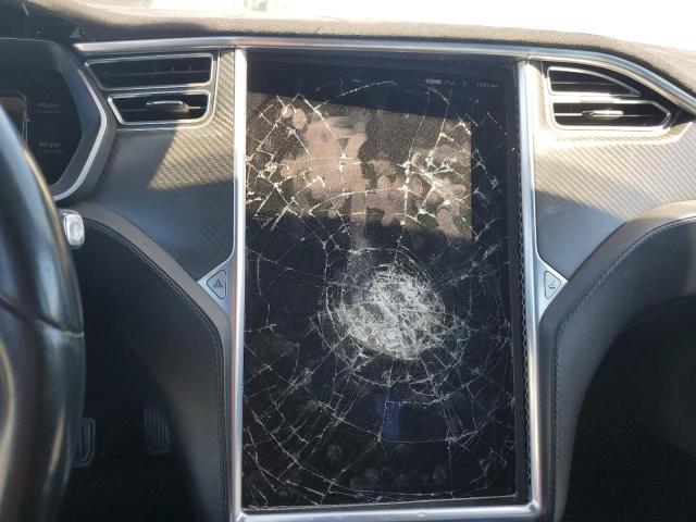 2015 TESLA MODEL S 85D 5YJSA1H24FF084903