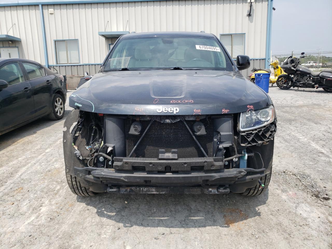 JEEP GRAND CHEROKEE LAREDO