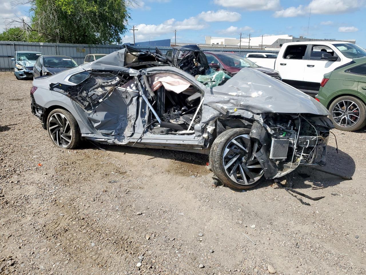 VOLKSWAGEN ARTEON SEL PREMIUM R-LINE