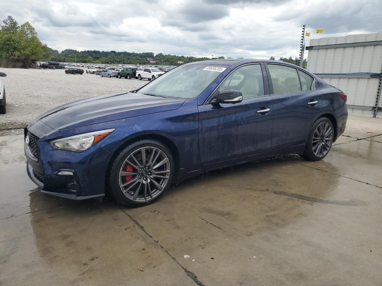 INFINITI Q50 RED SPORT 400