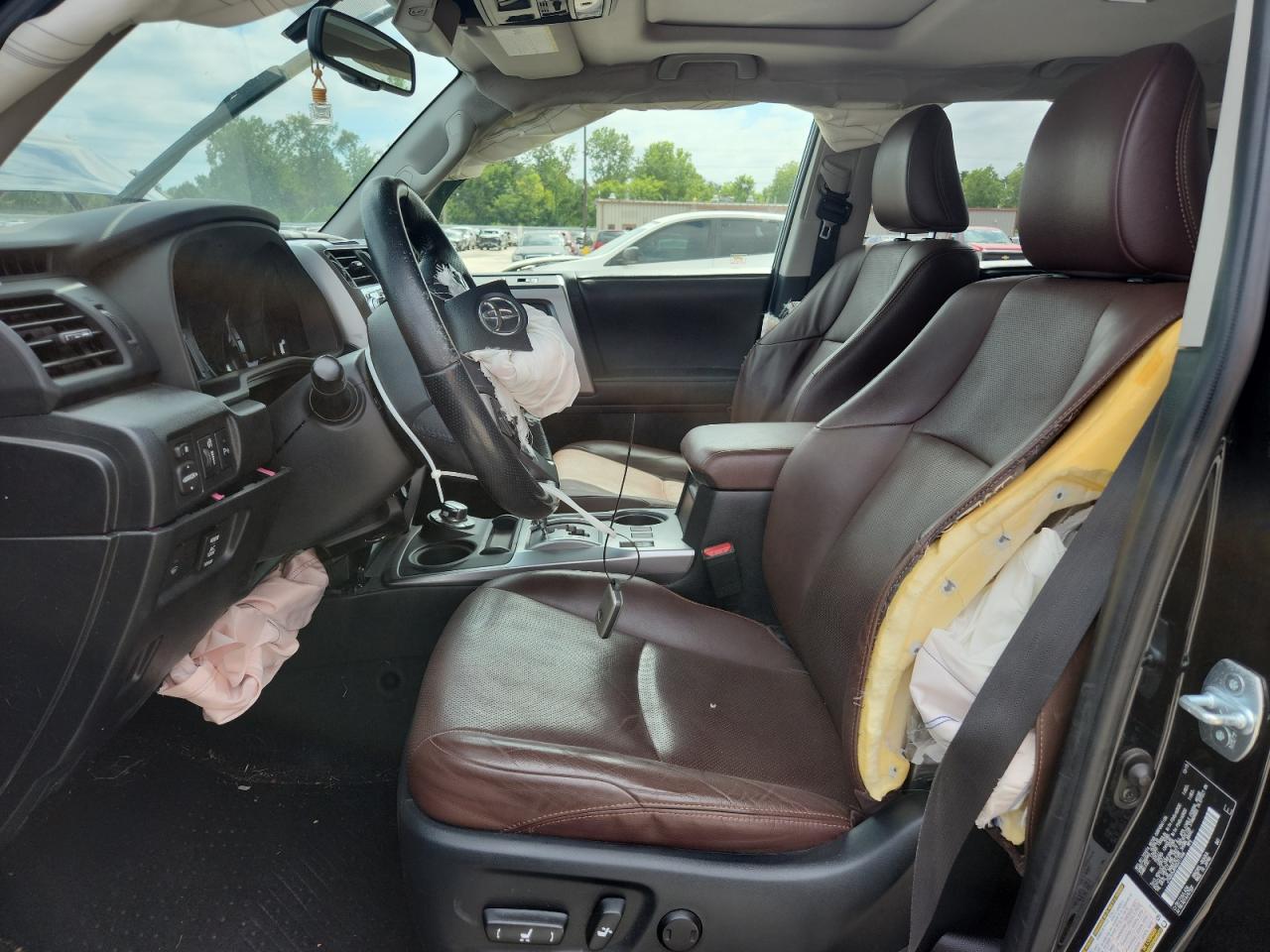 TOYOTA 4RUNNER SR5/SR5 PREMIUM