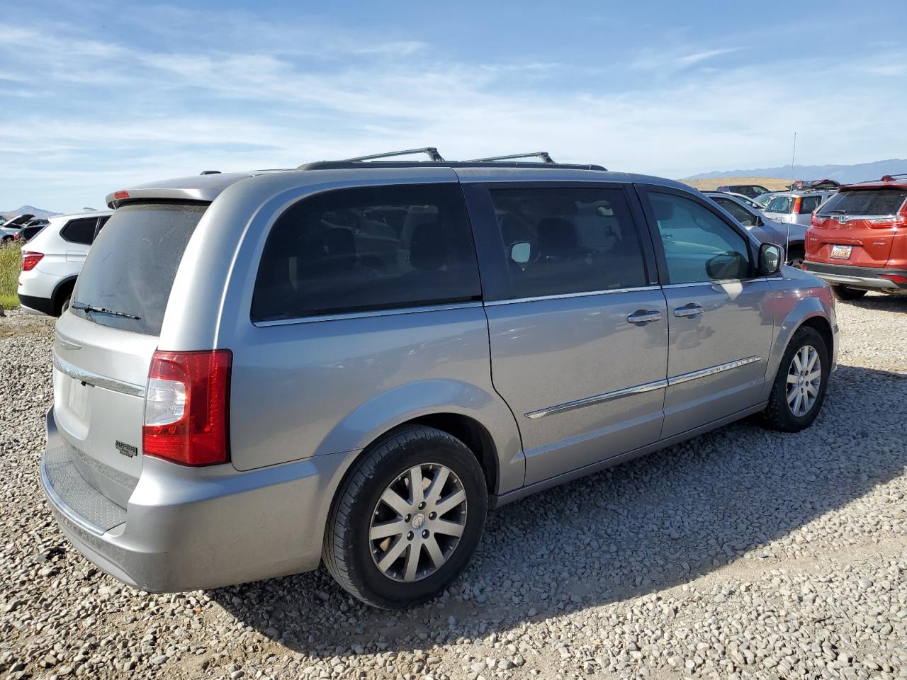 CHRYSLER TOWN & COUNTRY TOURING