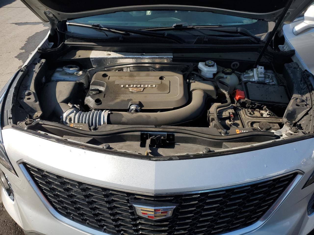 CADILLAC XT4 PREMIUM LUXURY