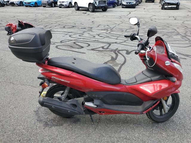 Global Auto Auctions: 2013 HONDA PCX150