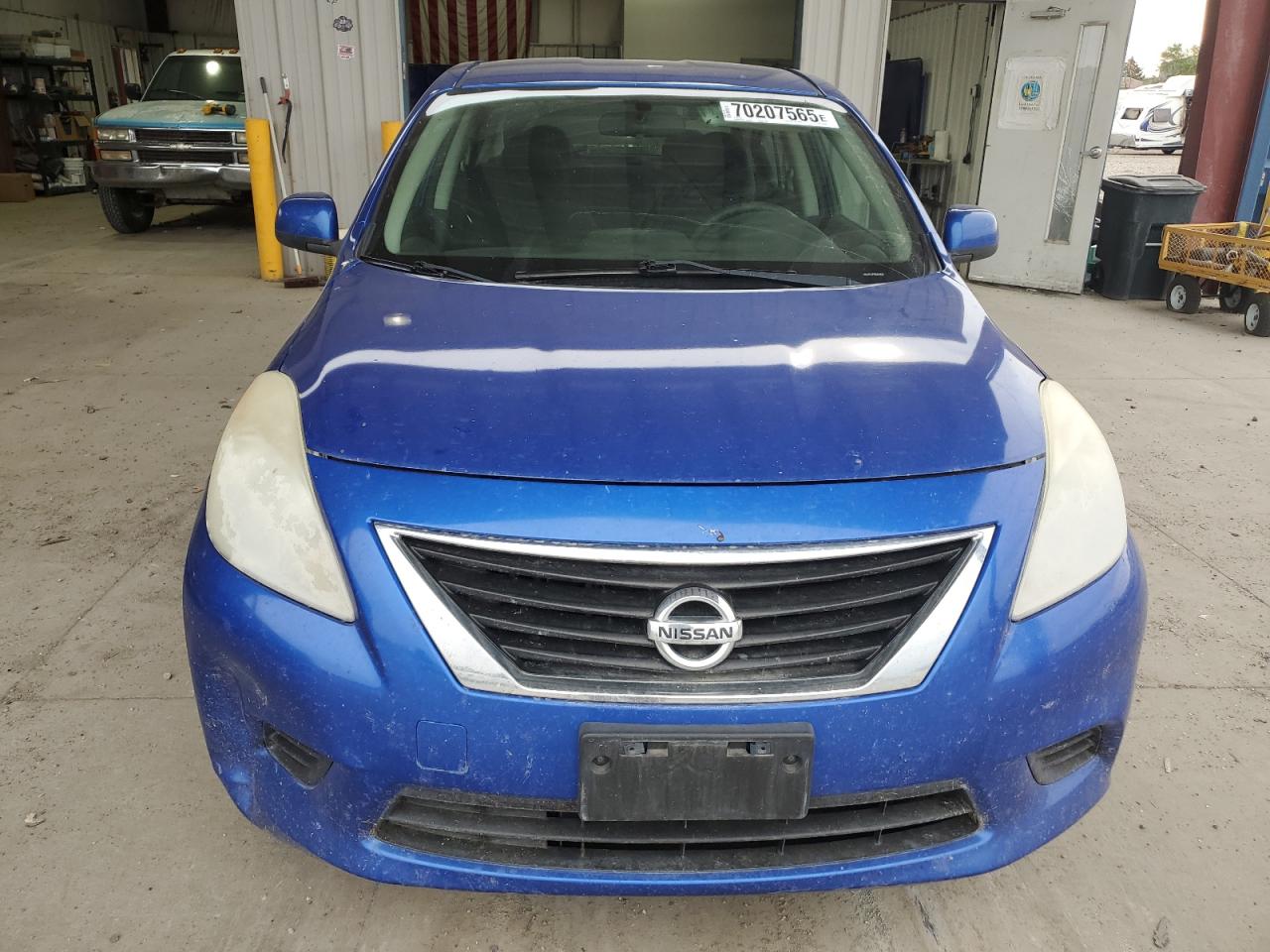 NISSAN VERSA S