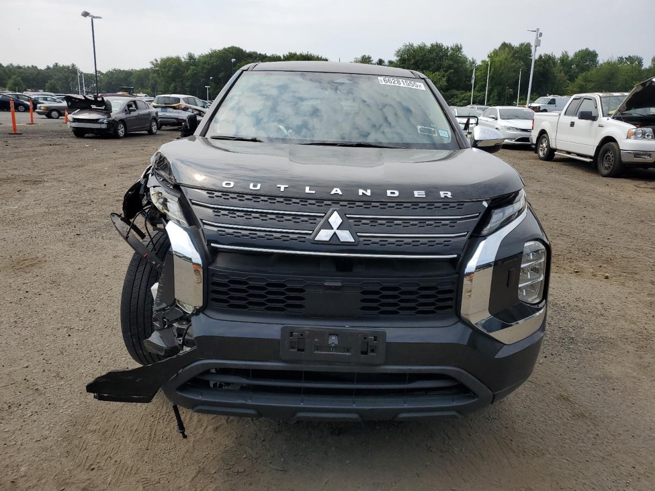 MITSUBISHI OUTLANDER ES