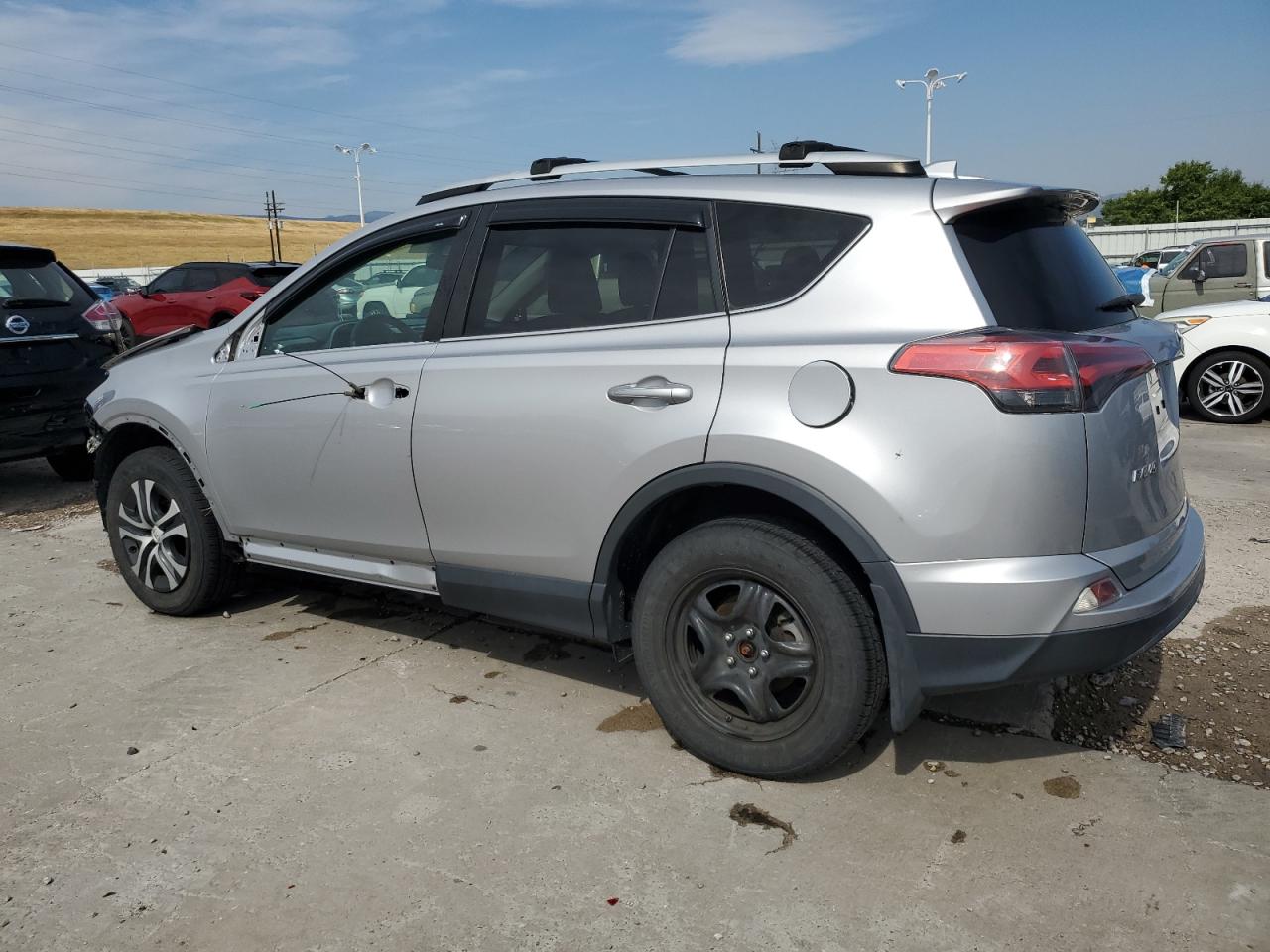 TOYOTA RAV4 LE