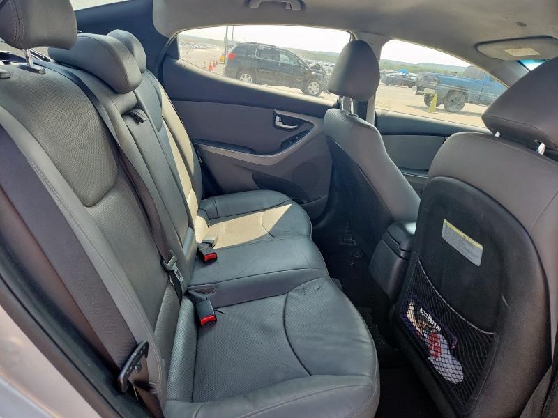 2015 HYUNDAI ELANTRA SE KMHDH4AE1FU389501