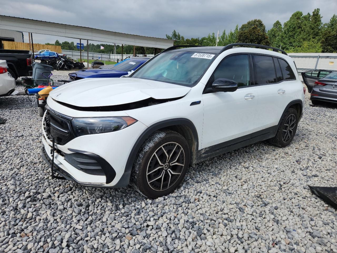 MERCEDES-BENZ EQB 300 4MATIC