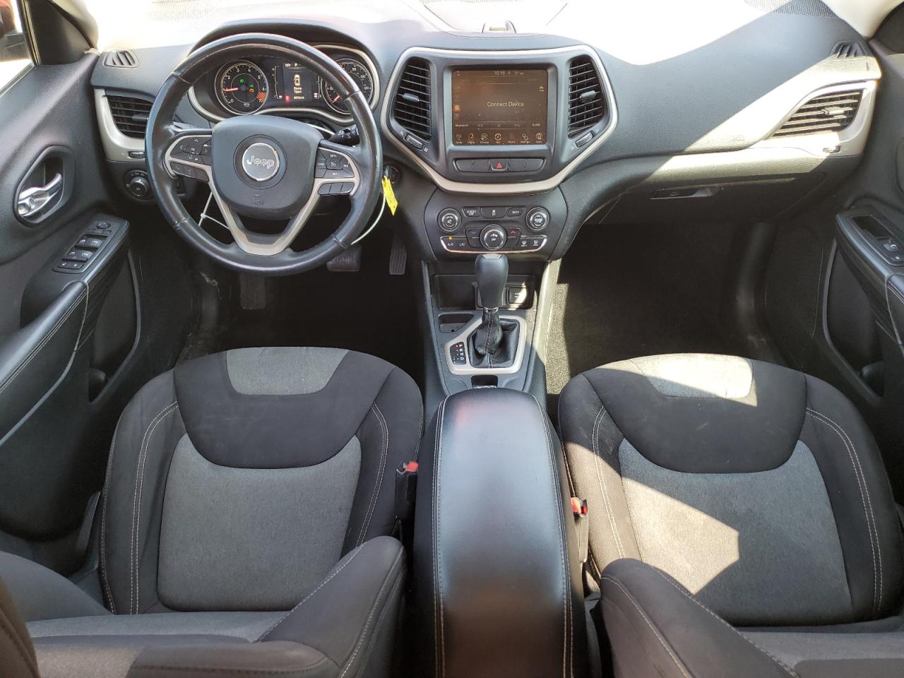 JEEP GRAND CHEROKEE LATITUDE