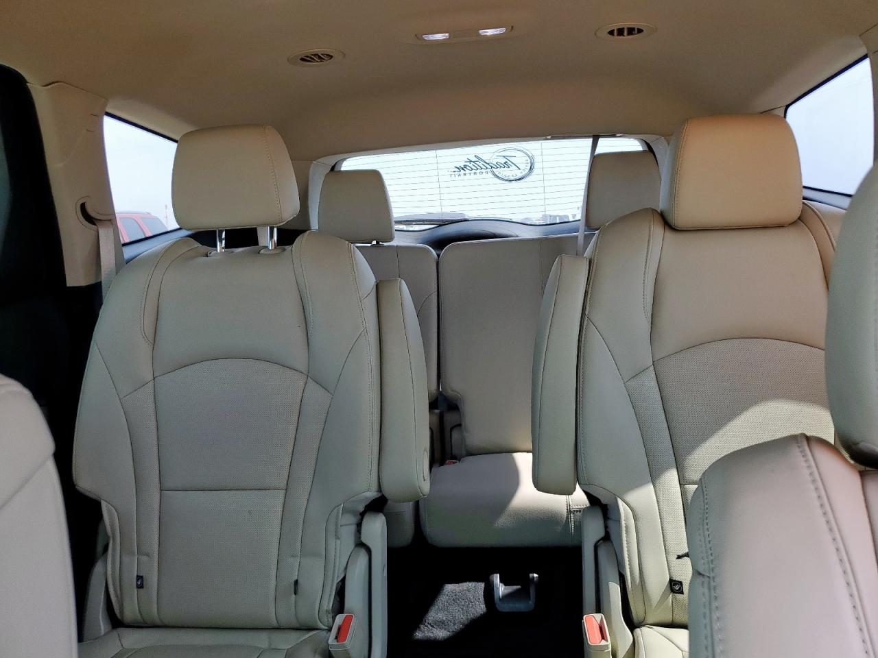 BUICK ENCLAVE ESSENCE