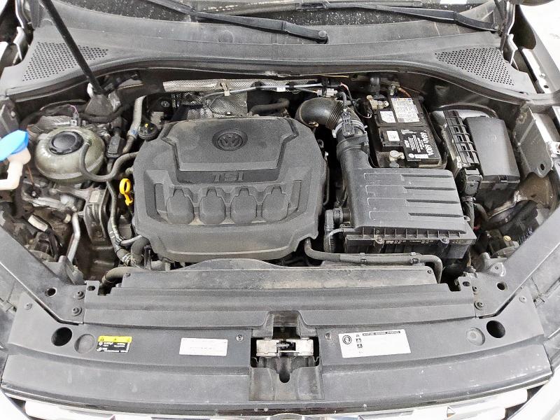 2019 VOLKSWAGEN TIGUAN SE 3VV3B7AX8KM121288