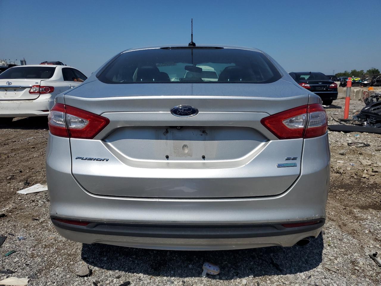 FORD FUSION SE