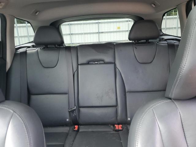 2017 VOLVO XC60 T5 IN YV440MDU0H2015911
