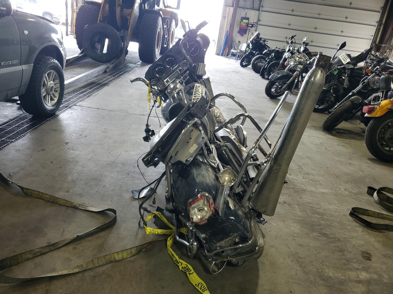 Lot #3301810361 2013 HARLEY-DAVIDSON FLHTC ELEC