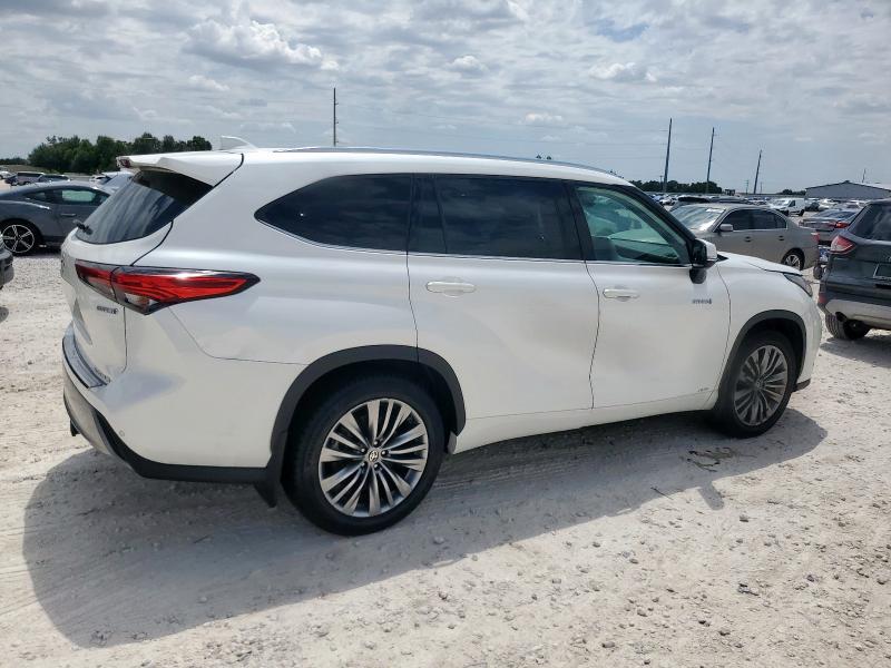 2021 TOYOTA HIGHLANDER - 5TDEBRCH9MS021065