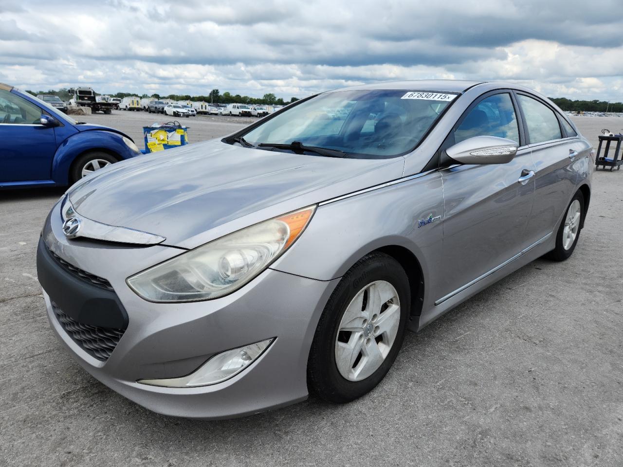 HYUNDAI SONATA HYBRID