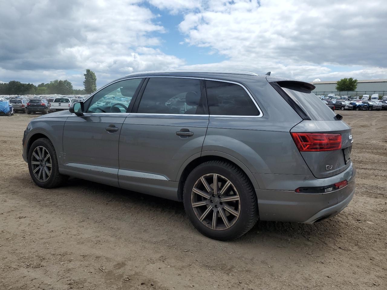 AUDI Q7 PREMIUM PLUS