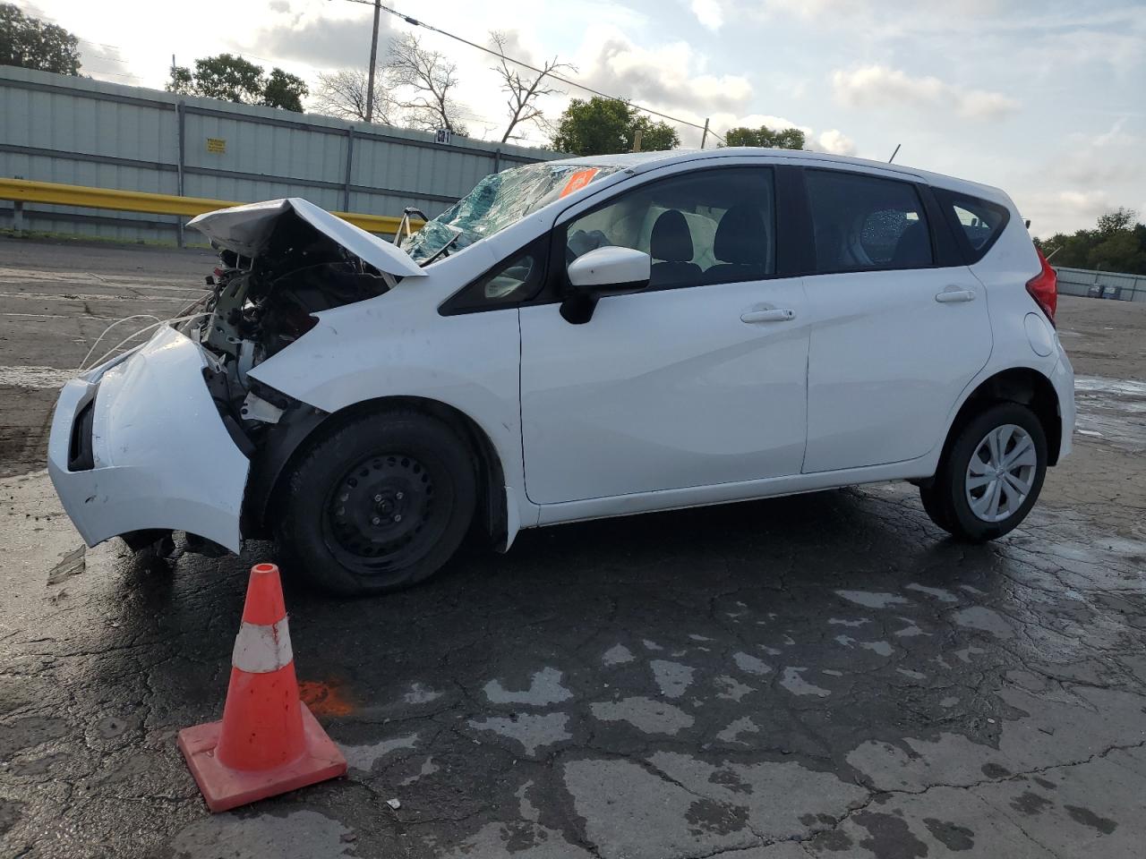 NISSAN VERSA NOTE S