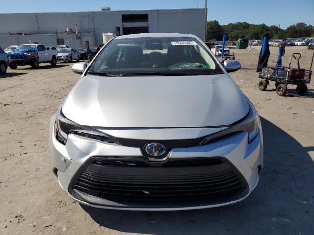 2025 TOYOTA COROLLA LE JTDBCMFE8S3083205