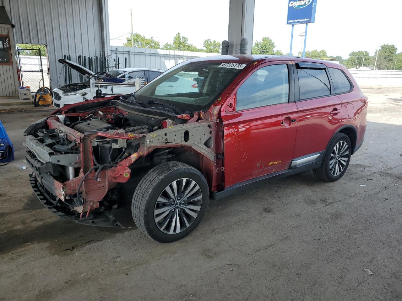 MITSUBISHI OUTLANDER SE