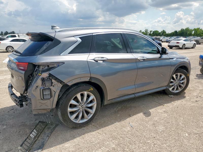 2019 INFINITI QX50 ESSEN 3PCAJ5M19KF135581