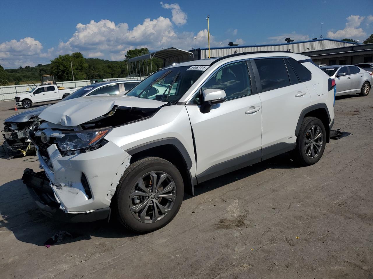 TOYOTA RAV4 XLE PREMIUM