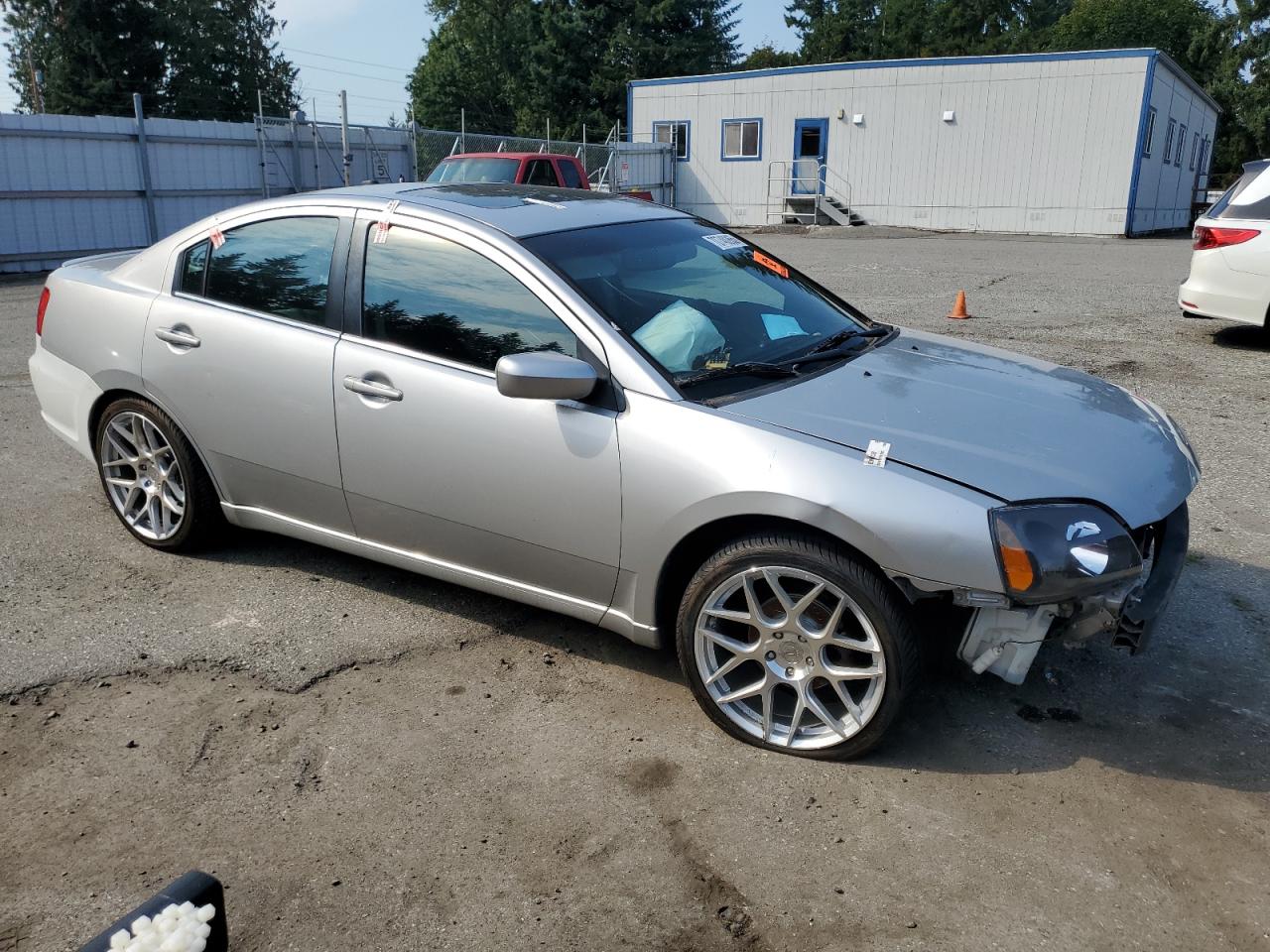 MITSUBISHI GALANT ES