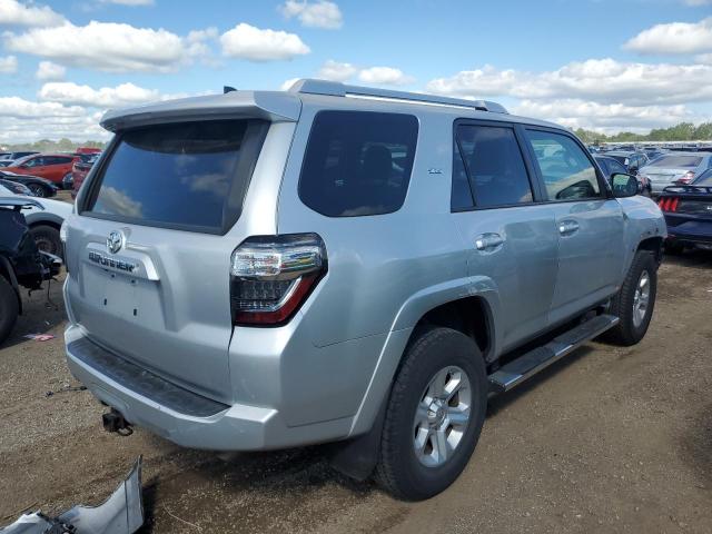2018 TOYOTA 4RUNNER SR JTEBU5JR3J5515209